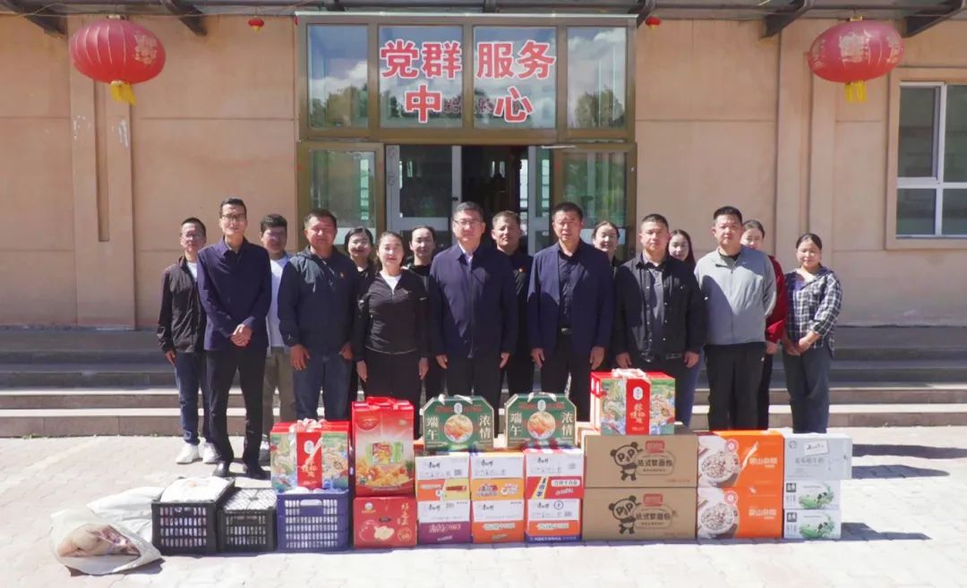 网络中国节·端午丨殷切关怀鼓干劲——昭苏县委书记侯陶端午节看望